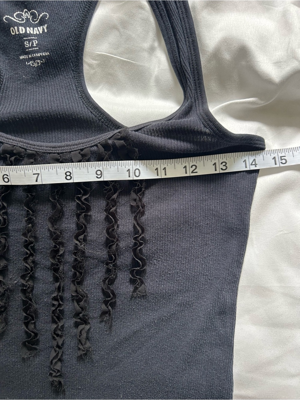 VINTAGE Old Navy Black Ruffle-Trim Ribbed Tank - Picture 3 of 3